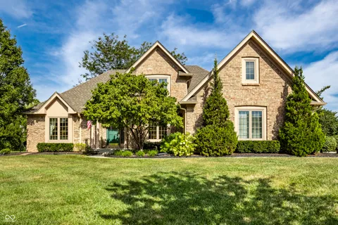 10415 Woods Edge Drive
