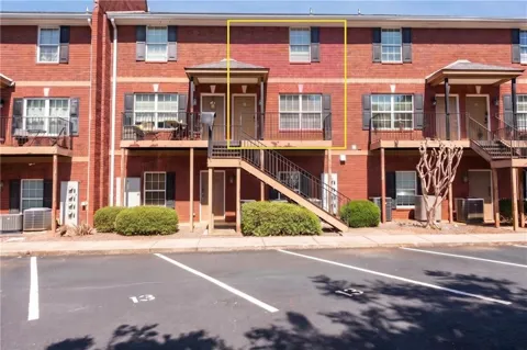 105 Whitehead Road #15