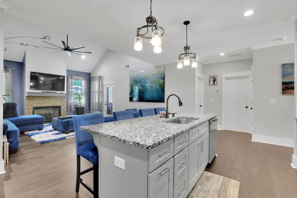 2731 Villa Irwin Chase Southwest Marietta, GA 30064