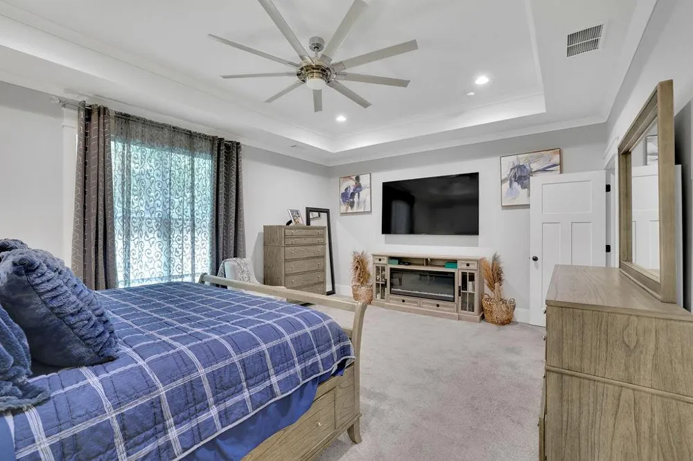2731 Villa Irwin Chase Southwest Marietta, GA 30064
