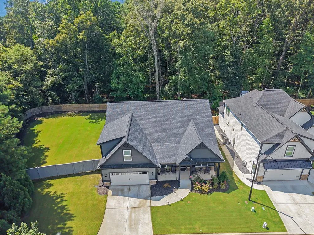 2731 Villa Irwin Chase Southwest Marietta, GA 30064