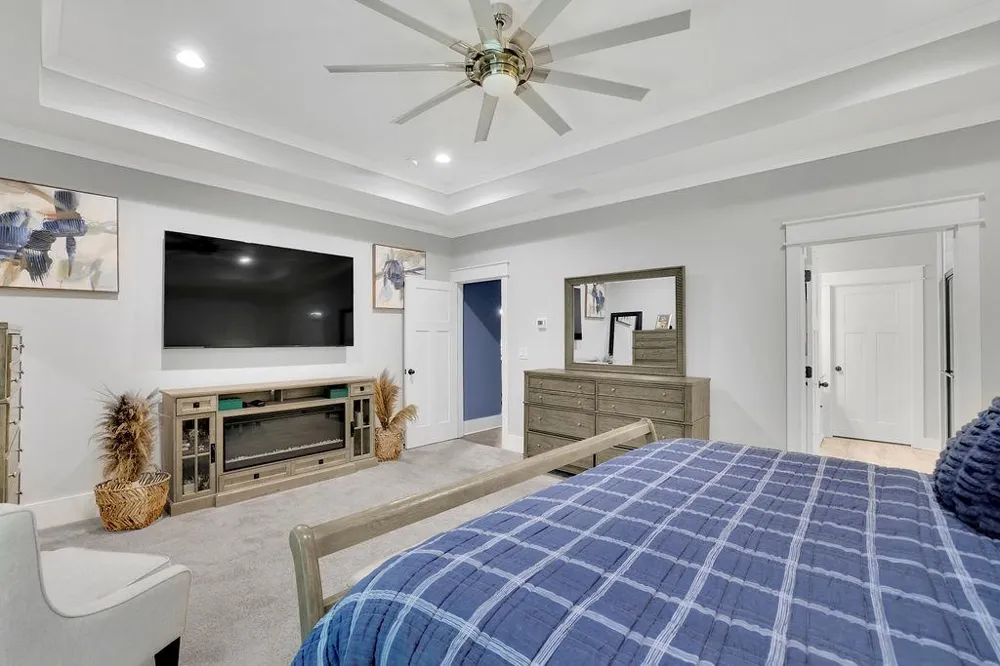 2731 Villa Irwin Chase Southwest Marietta, GA 30064