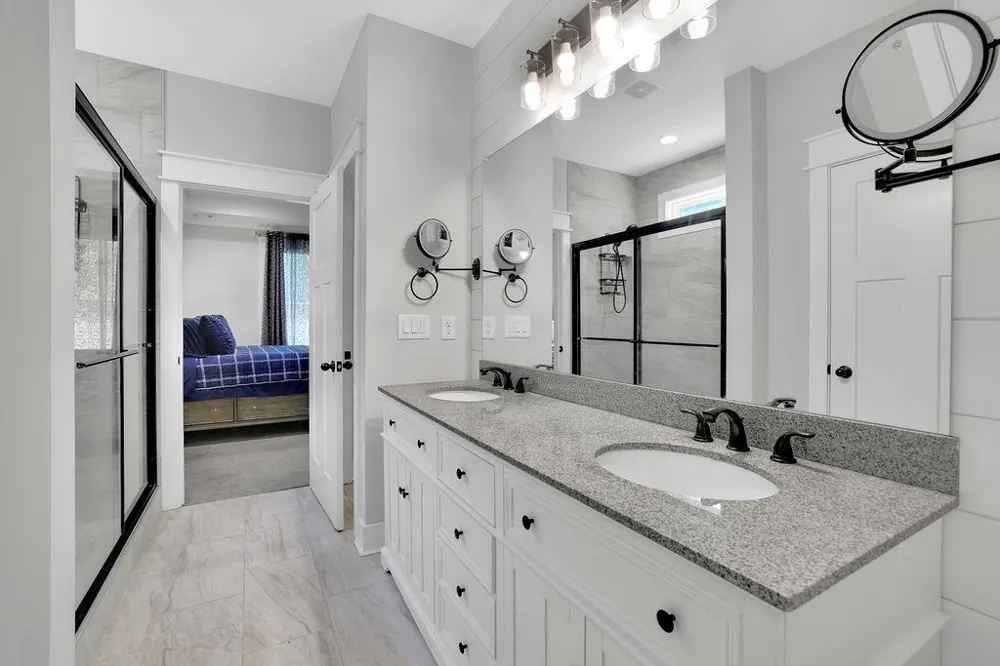 2731 Villa Irwin Chase Southwest Marietta, GA 30064