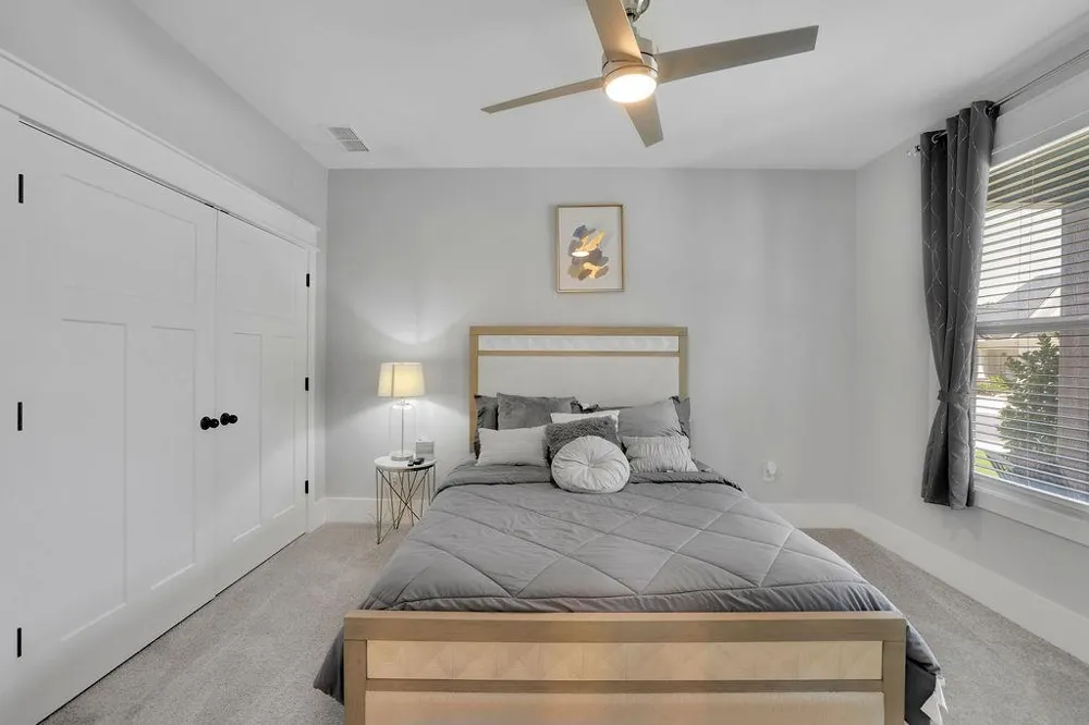 2731 Villa Irwin Chase Southwest Marietta, GA 30064