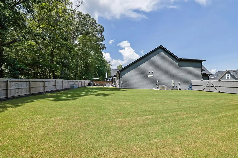 2731 Villa Irwin Chase Southwest Marietta, GA 30064