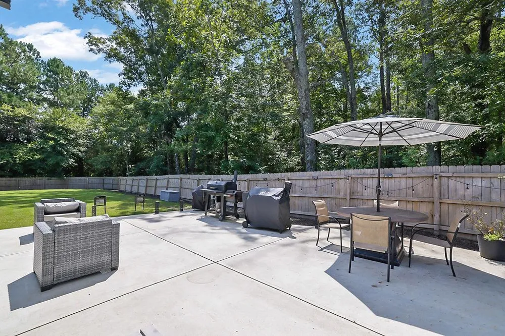 2731 Villa Irwin Chase Southwest Marietta, GA 30064