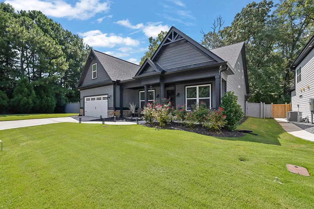2731 Villa Irwin Chase Southwest Marietta, GA 30064