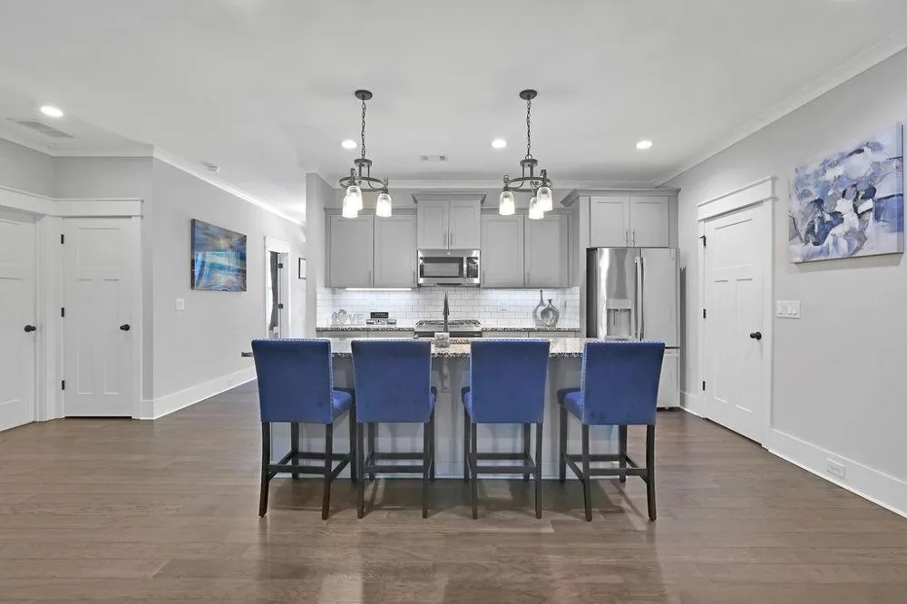 2731 Villa Irwin Chase Southwest Marietta, GA 30064