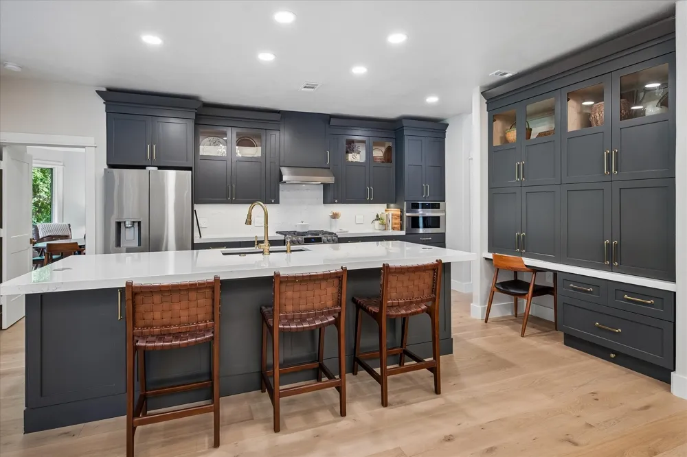 9758 Vinewood Drive Dallas, TX 75228
