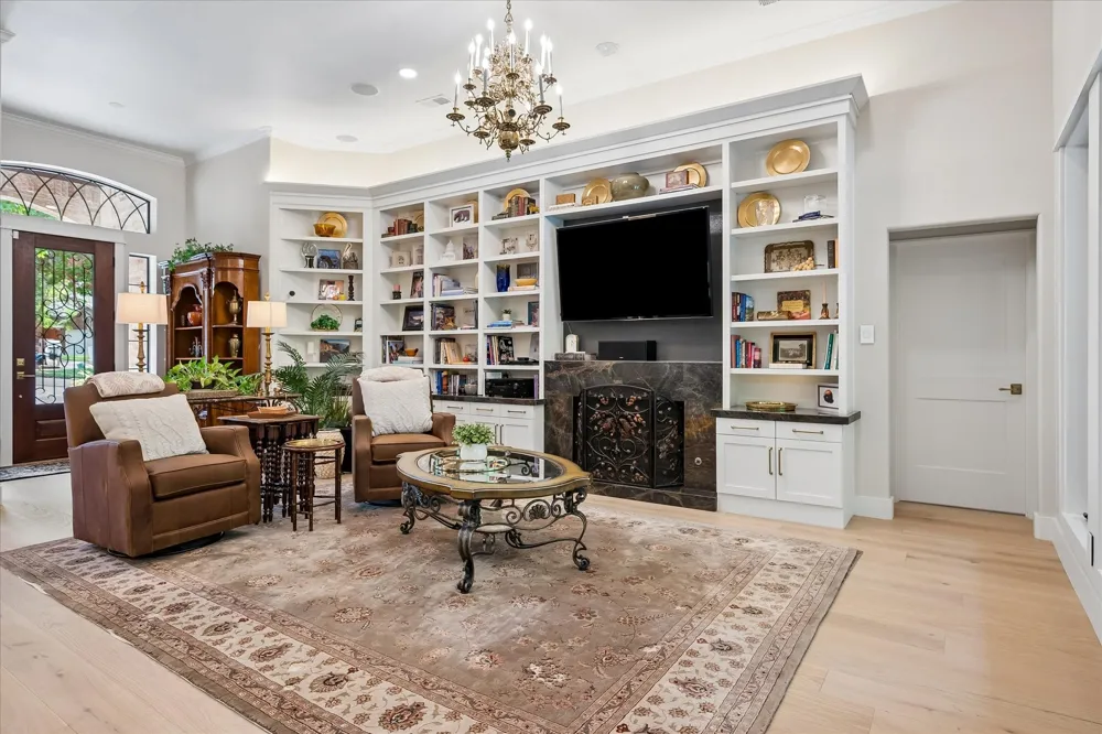 9758 Vinewood Drive Dallas, TX 75228