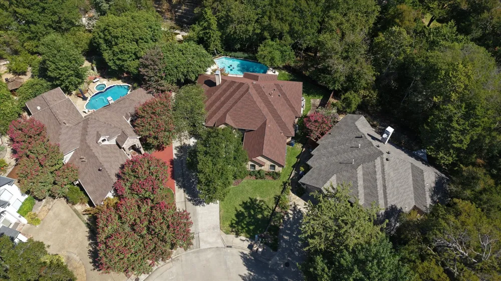 9758 Vinewood Drive Dallas, TX 75228