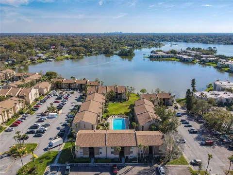 562 ORANGE DRIVE #33