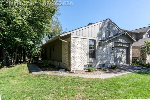 1821 Van Hill Court