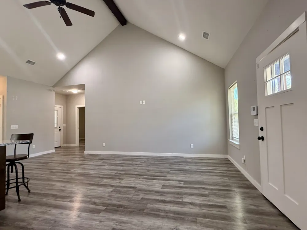 120 W Fairview Street Blossom, TX 75416