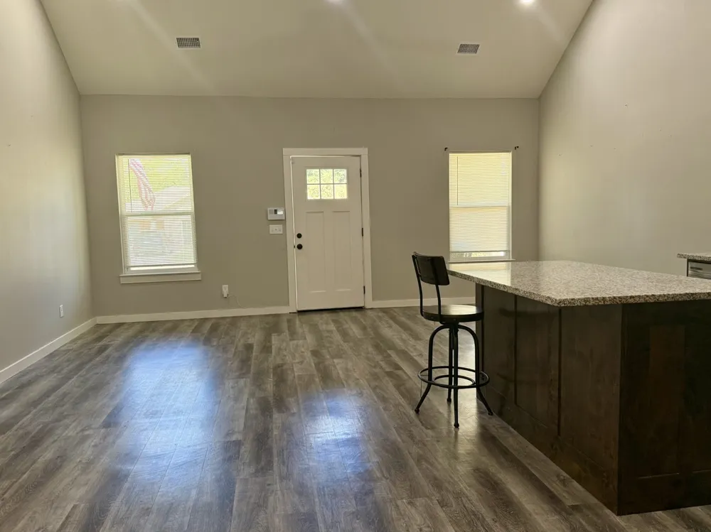 120 W Fairview Street Blossom, TX 75416