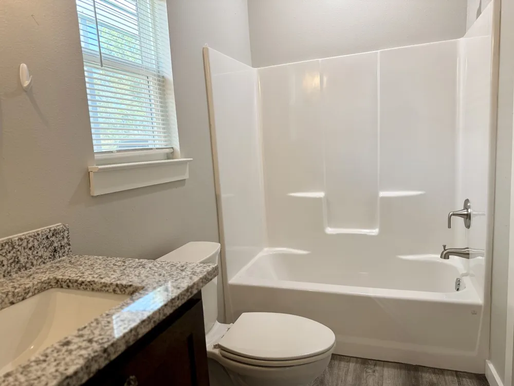 120 W Fairview Street Blossom, TX 75416