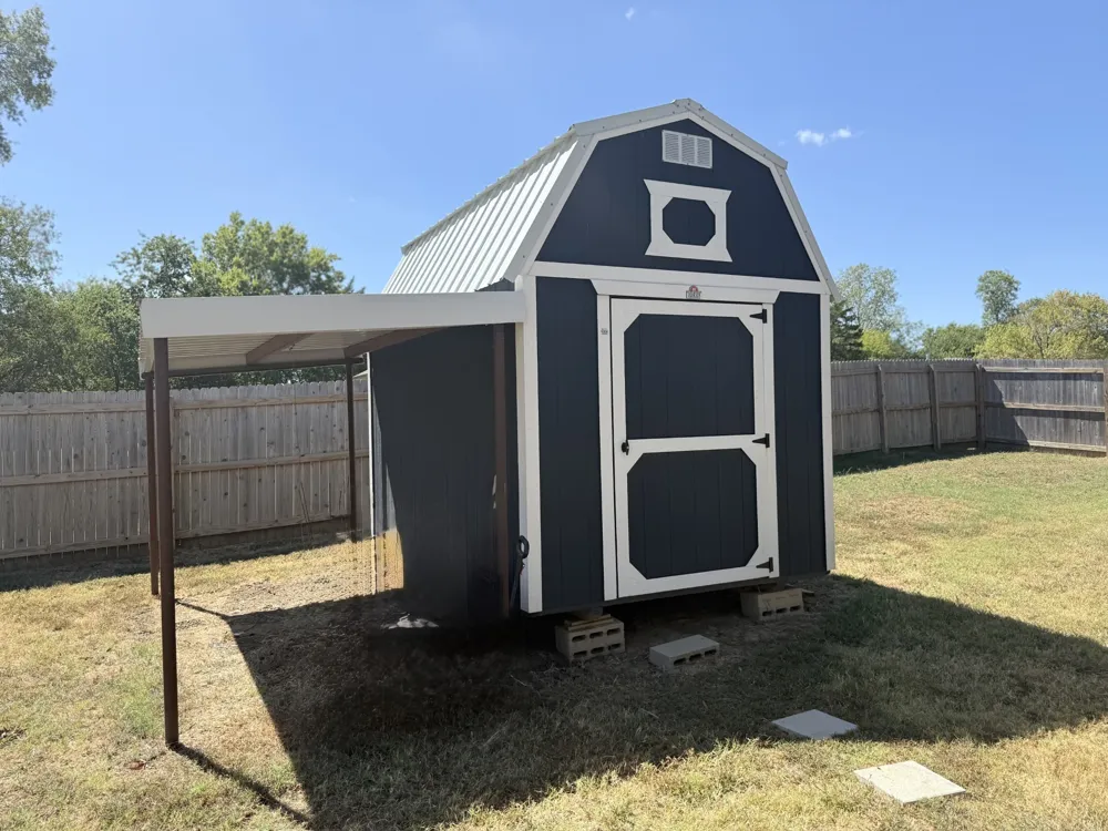120 W Fairview Street Blossom, TX 75416