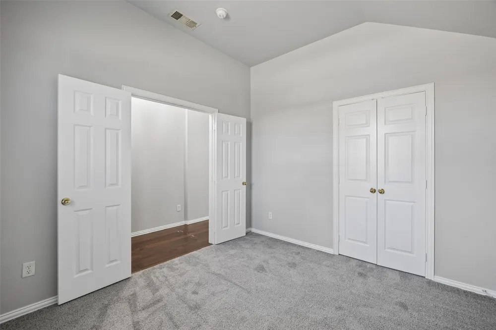 616 Kari Anne Lane DeSoto, TX 75115