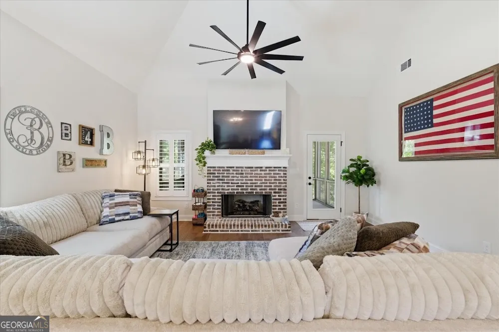 110 Emily CT Carrollton, GA 30117