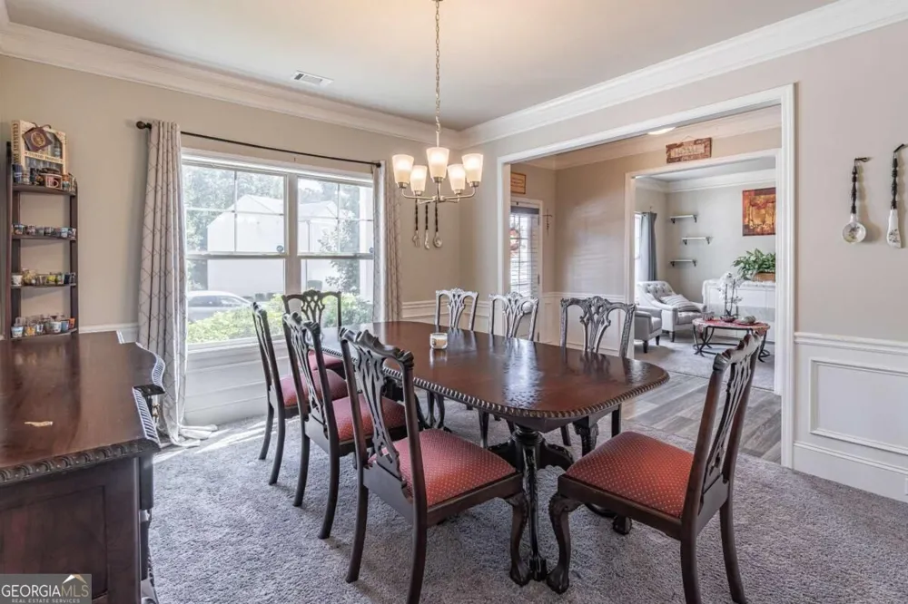103 Creekside Bluff WAY Auburn, GA 30011