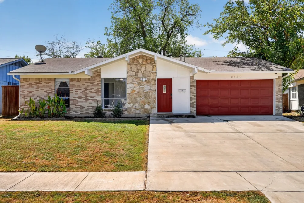 2130 Bowie Drive Carrollton, TX 75006