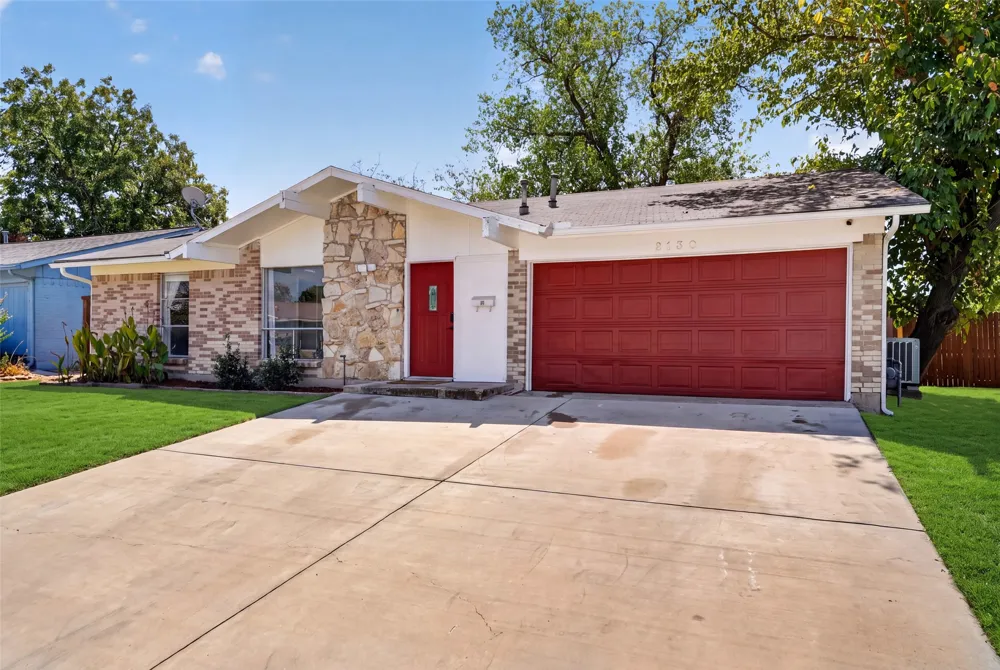 2130 Bowie Drive Carrollton, TX 75006