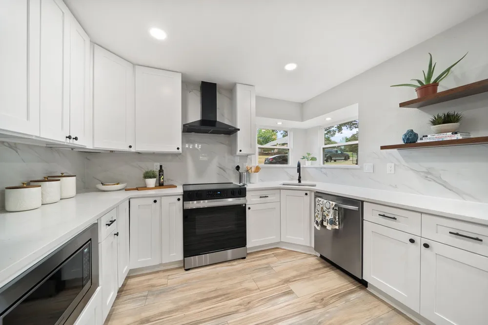 2805 Colleen Drive Garland, TX 75043