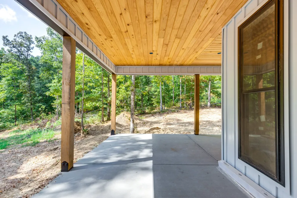163 Countrywood Ln Hohenwald, TN 38462