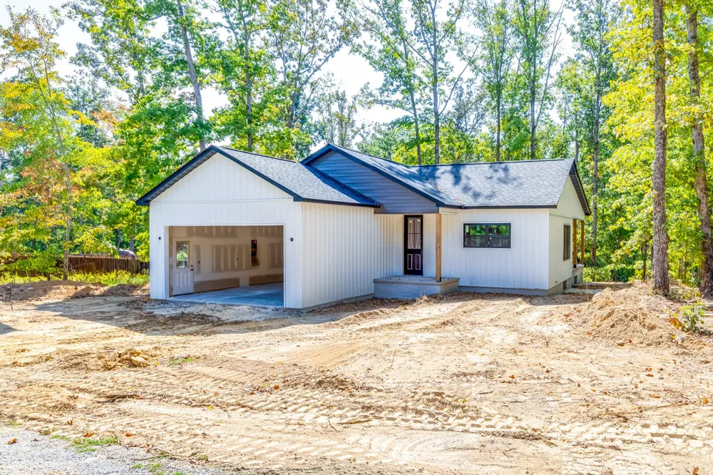 163 Countrywood Ln Hohenwald, TN 38462