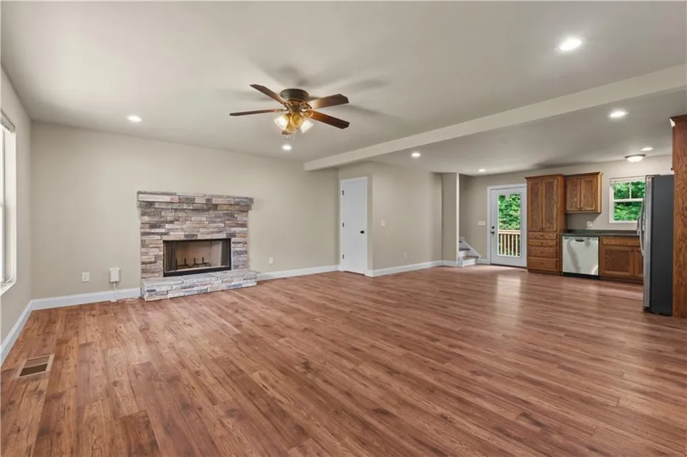 148 Brooks Drive Dahlonega, GA 30533