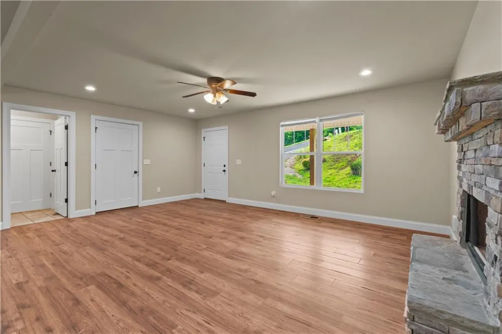 148 Brooks Drive Dahlonega, GA 30533