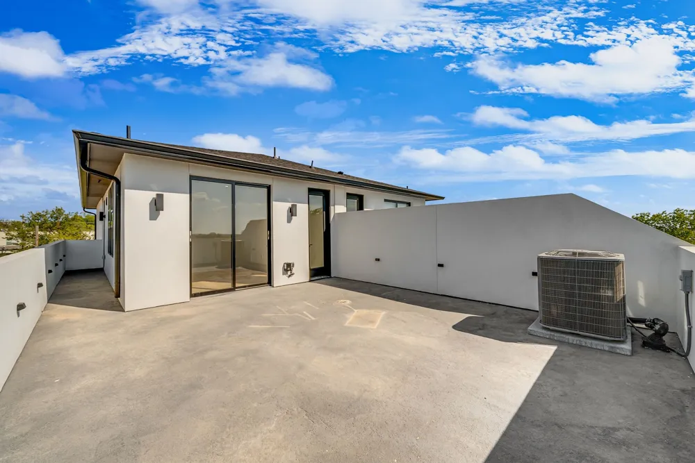 6531 Victoria Avenue Dallas, TX 75209