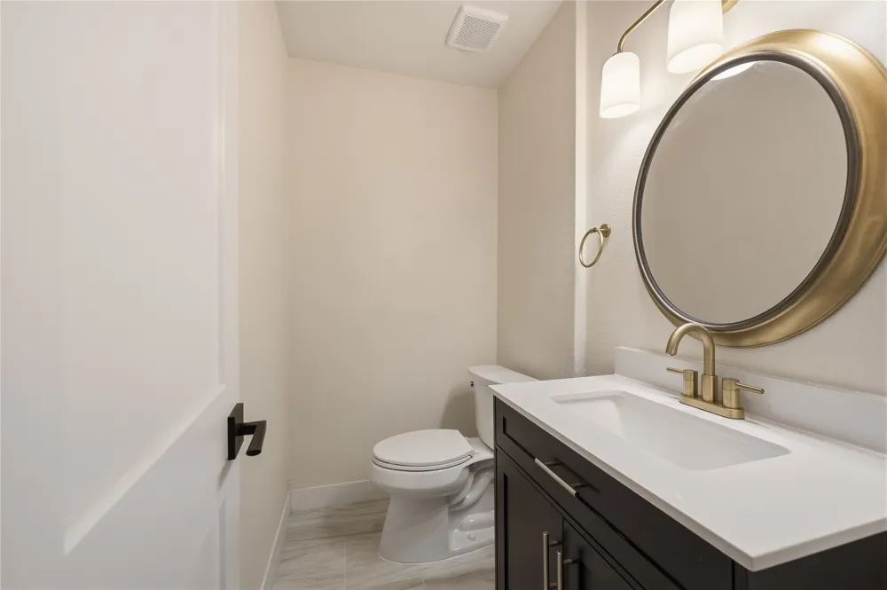 2127 Los Robles Street Grapevine, TX 76051
