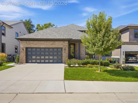 54893 Camden Court