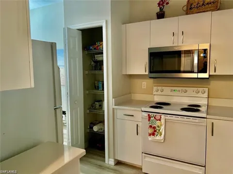 2290 Carrington Court #202