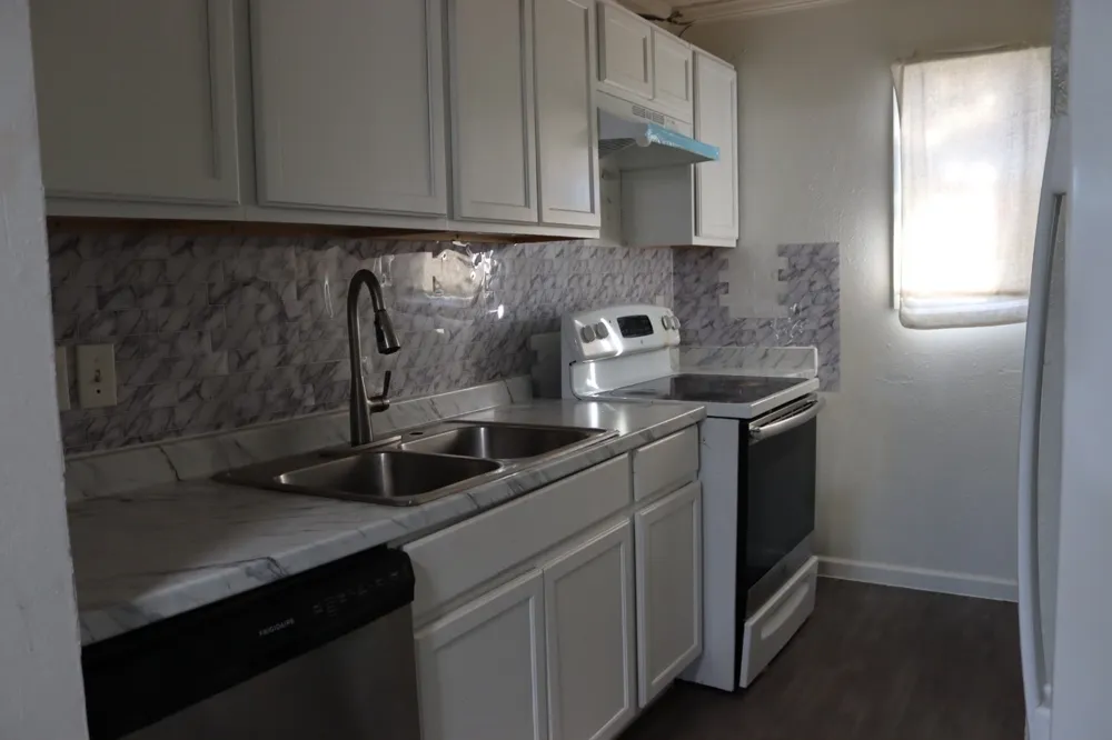 928 S Weatherred Drive Richardson, TX 75080