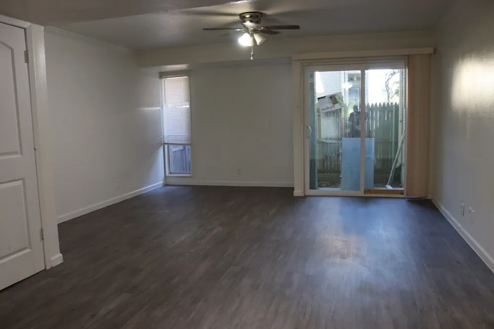 928 S Weatherred Drive Richardson, TX 75080
