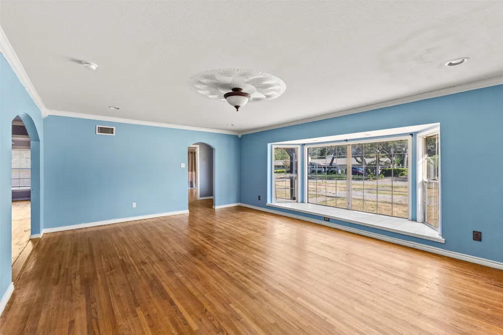 1440 Columbia Avenue Corsicana, TX 75110