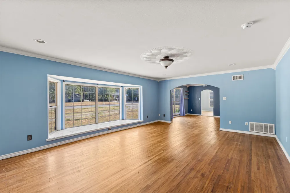 1440 Columbia Avenue Corsicana, TX 75110