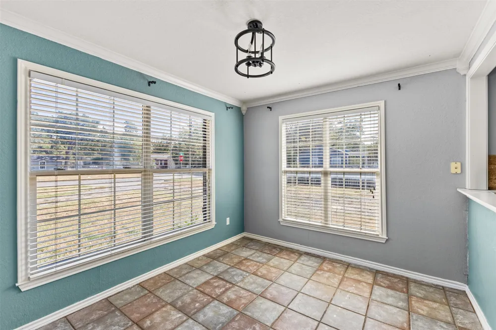 1440 Columbia Avenue Corsicana, TX 75110