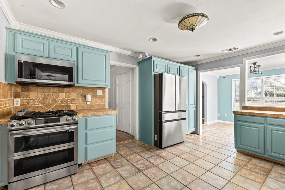 1440 Columbia Avenue Corsicana, TX 75110