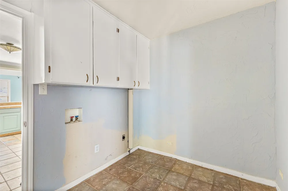 1440 Columbia Avenue Corsicana, TX 75110