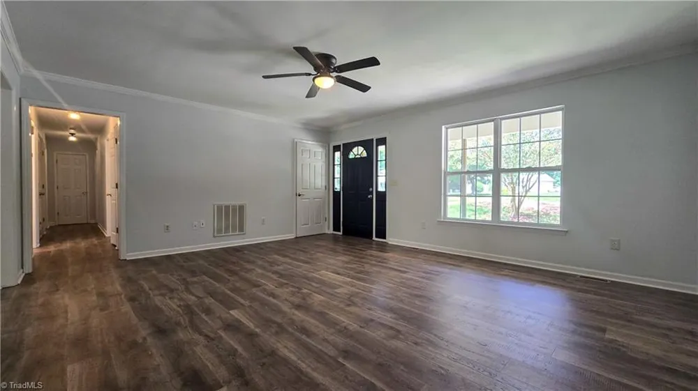 5607 Whispering Pines Drive Summerfield, NC 27358
