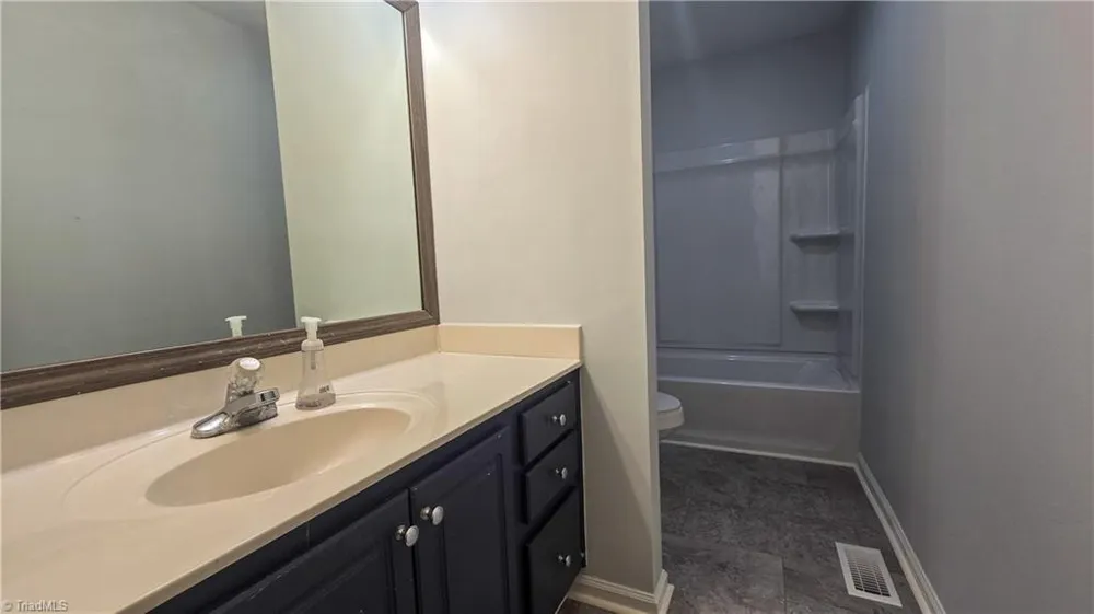 5607 Whispering Pines Drive Summerfield, NC 27358