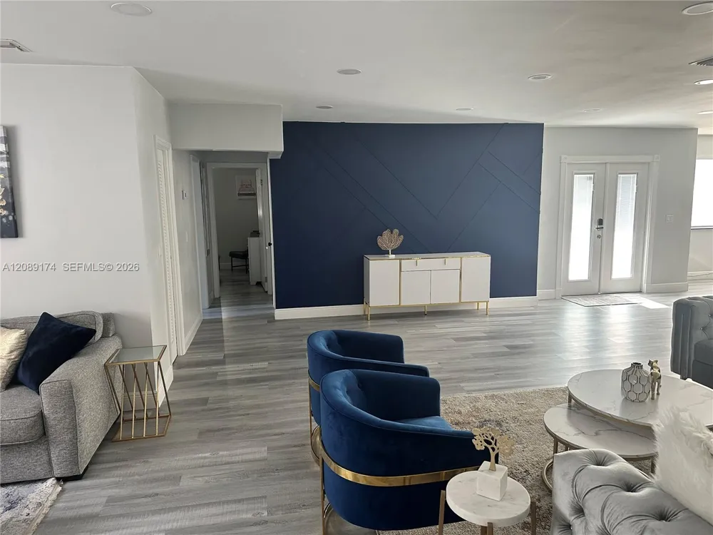 1711 50th Ave Hollywood, FL 33021