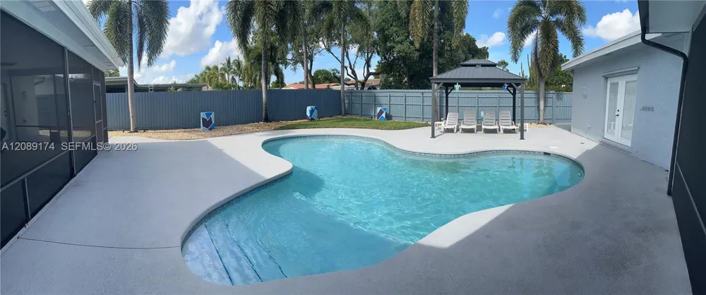 1711 50th Ave Hollywood, FL 33021