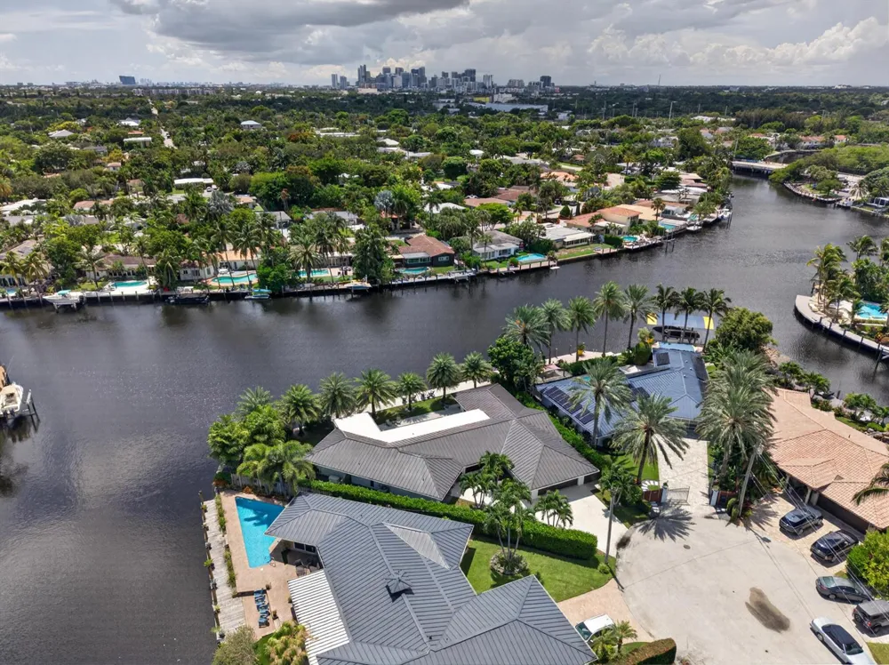 2118 NE 15TH TERRACE Wilton Manors, FL 33305