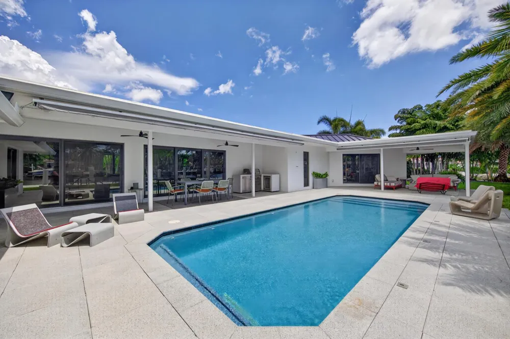 2118 NE 15TH TERRACE Wilton Manors, FL 33305