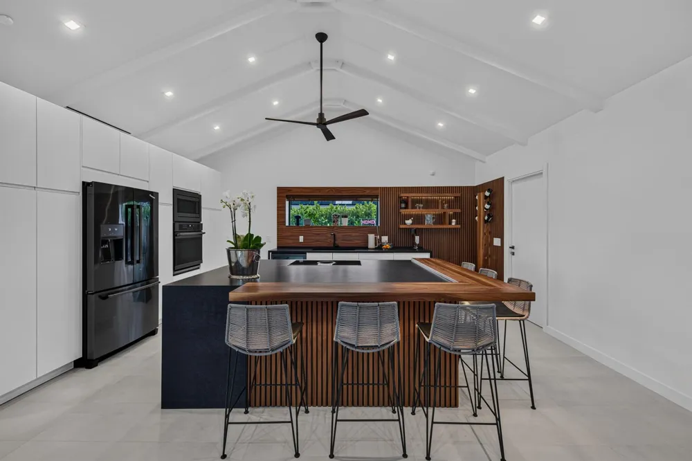 2118 NE 15TH TERRACE Wilton Manors, FL 33305