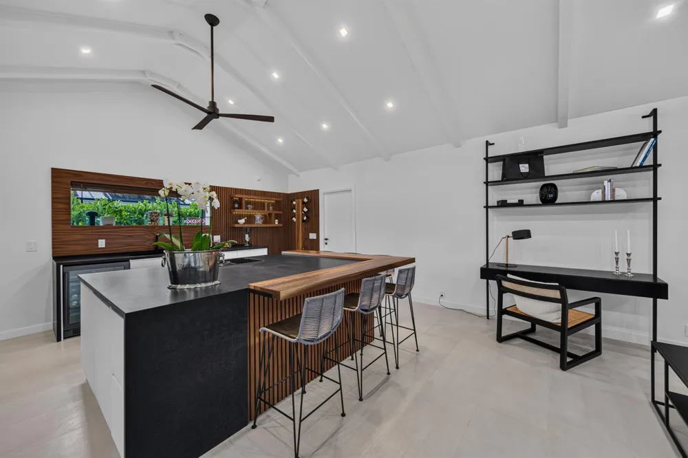 2118 NE 15TH TERRACE Wilton Manors, FL 33305